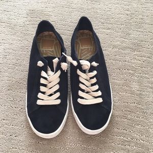 Dolce Vita Navy Suede Tennis Shoes Sneakers Sz 8